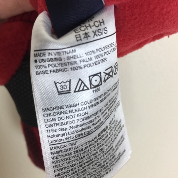 NWT GAP BABY Mittens Red Black Buffalo Check - Picture 7 of 7